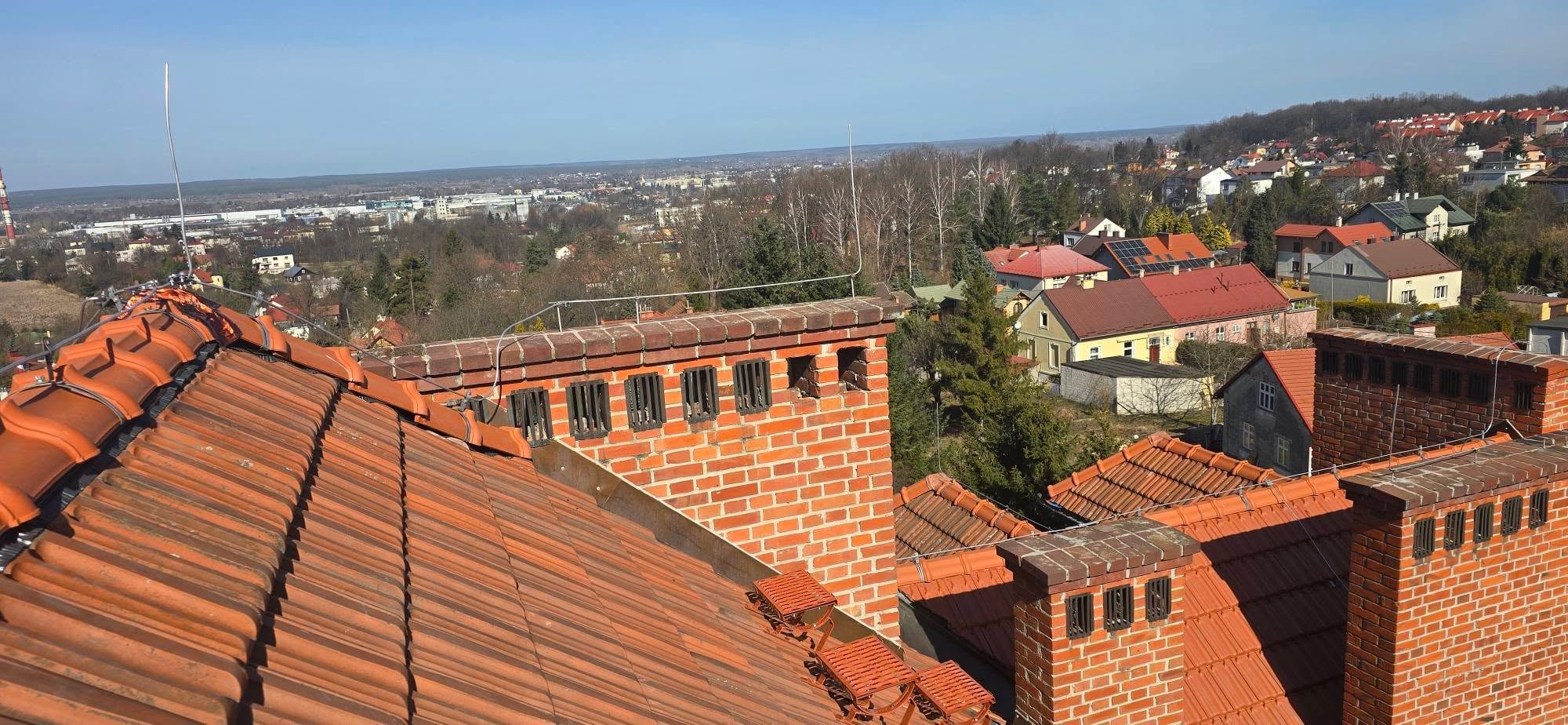 Instalacja odgromowa na dachu